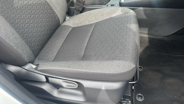 Toyota Yaris Cross 1.5 Hybrid Icon 5dr CVT Hybrid Estate